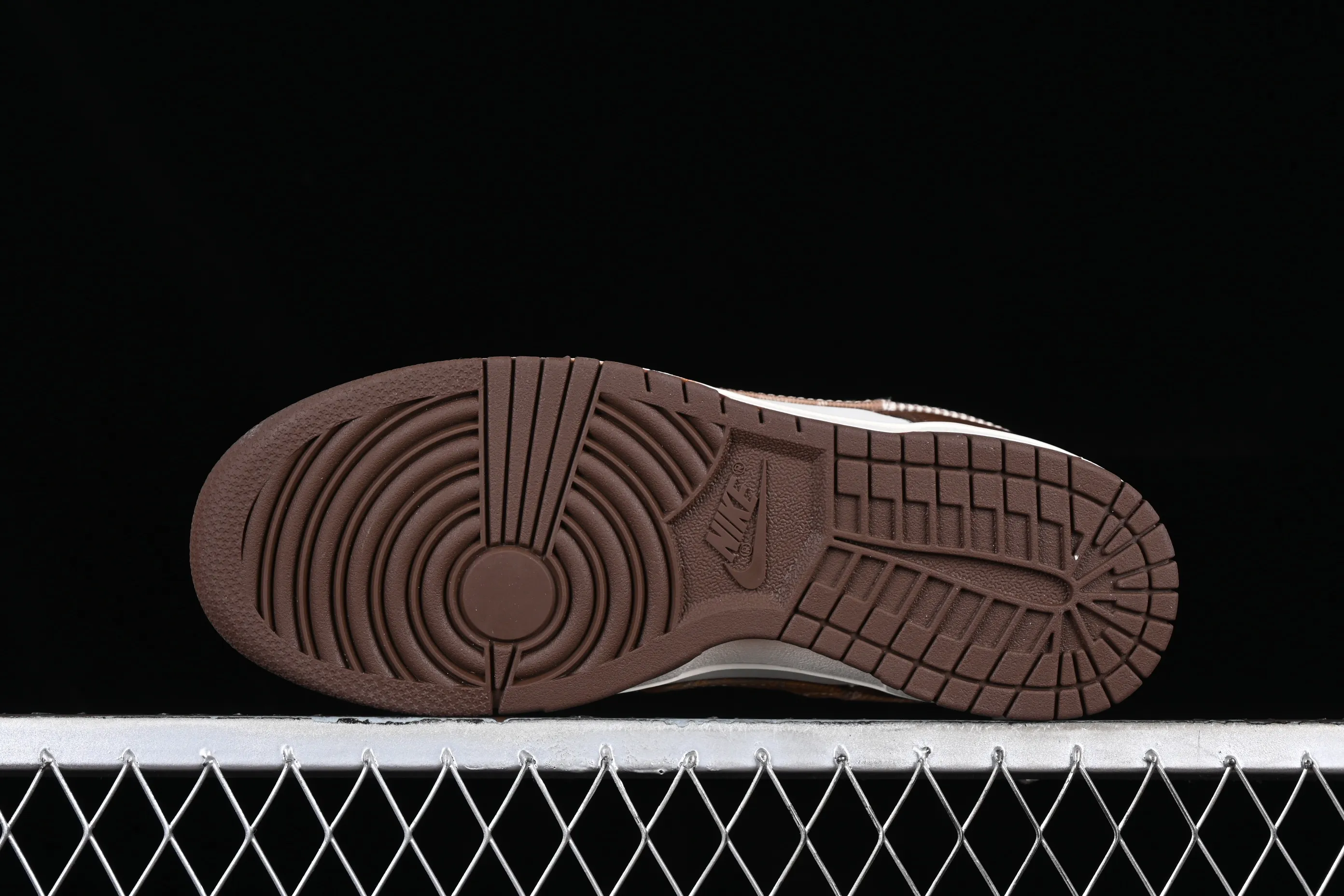 All categories Nk SB Dunk series Nk SB Dunk Low low-top sneakers F version Nk Dunk Low "Brown Plaid" white and brown stitching SB low-top casual sneakers FV3653-191
